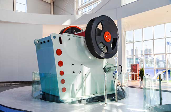 PEW歐版顎式破碎機(jī)