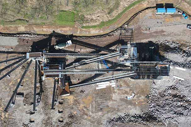 反擊式破碎機(jī)工作現(xiàn)場(chǎng)案例