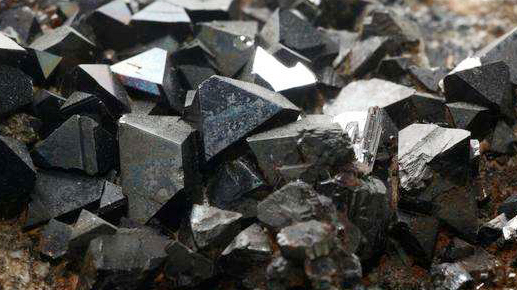 鐵礦現(xiàn)場展示圖